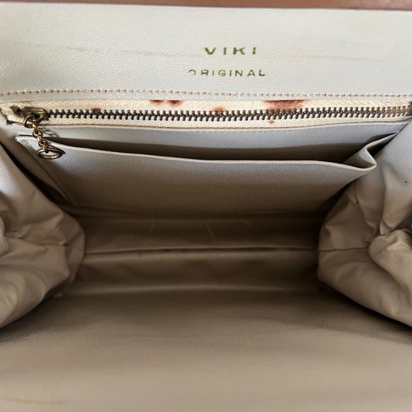 Vintage 1950's Viki Original Brown Leather Handbag with Beige Lining - Picture 6 of 9